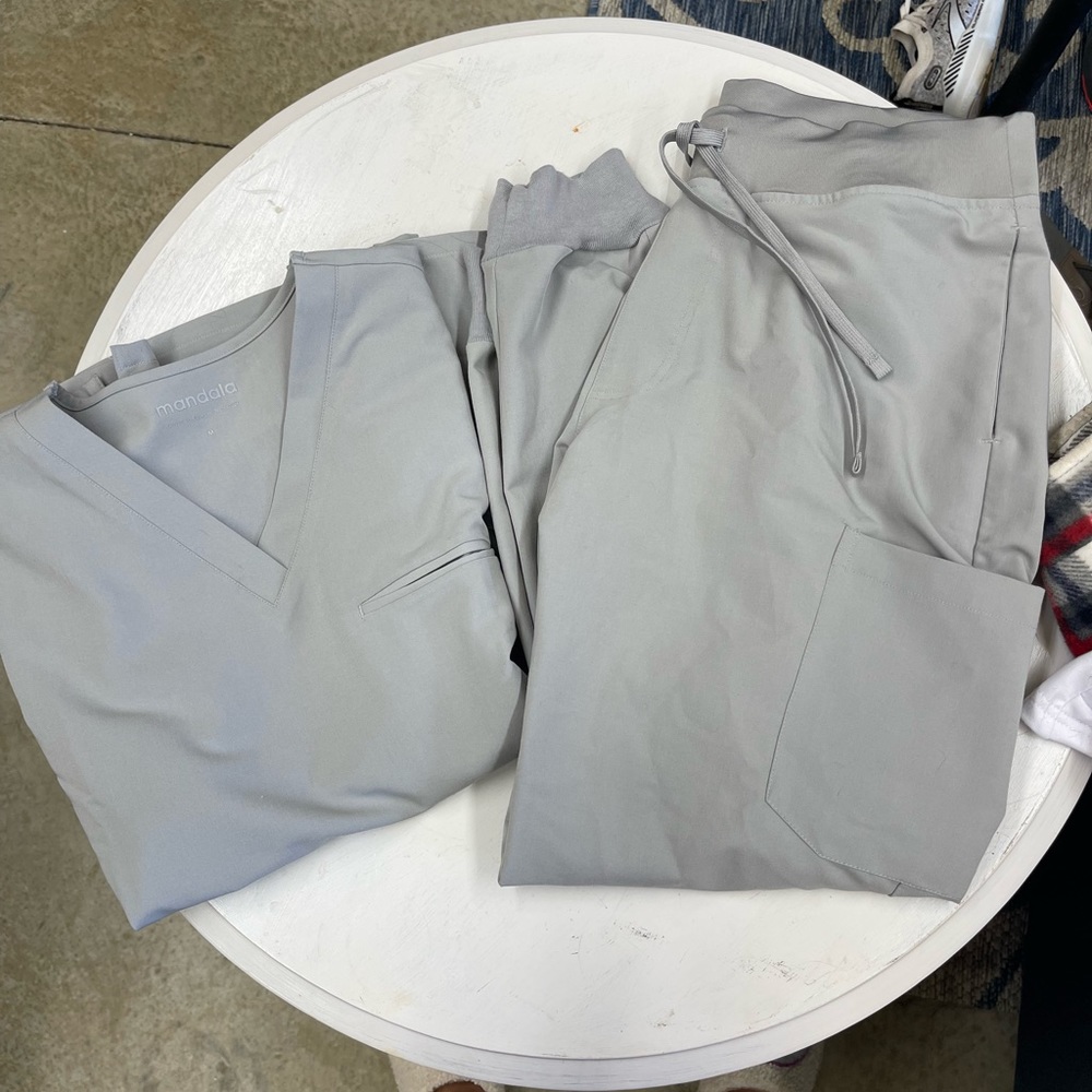 Mandala scrubs